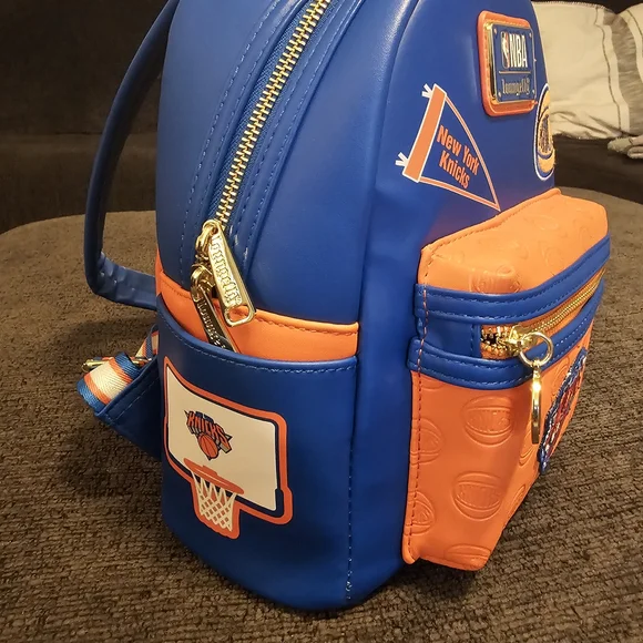 Loungefly Knicks Mini Backpack - Picture 3 of 4